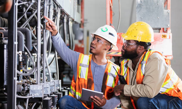 Best Commercial Electrician Services  in El Paso, IL